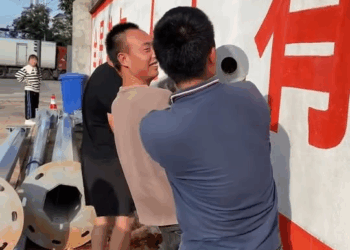 M1608037 A little life has been trapped for a few days. Just a little help 1682451159306366 part2